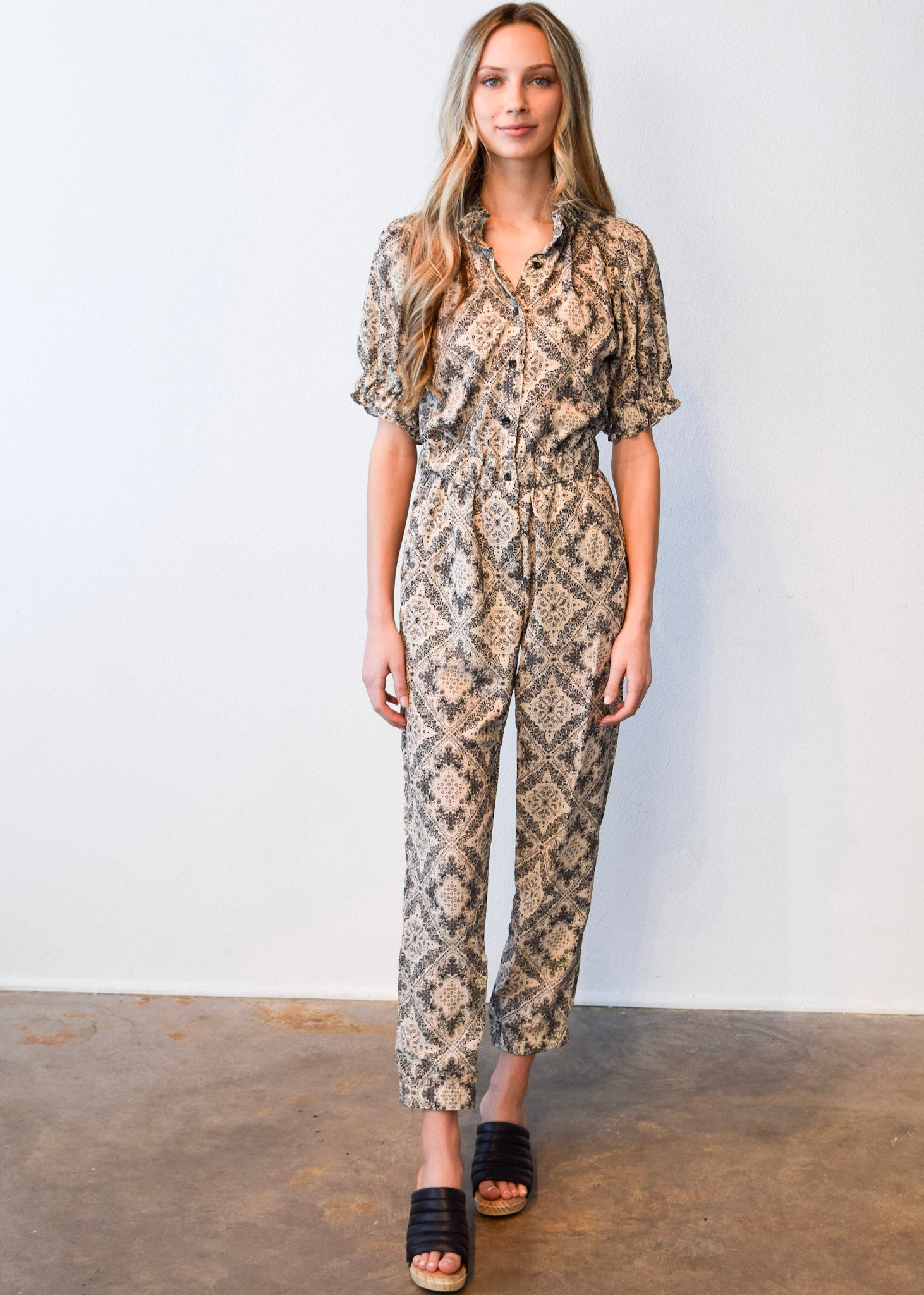 【NONCODE】Hemelin collar pocket string jumpsuit XCVI Naveen Jumpsuit – Soft Twill with Zip Front & Banded Waist