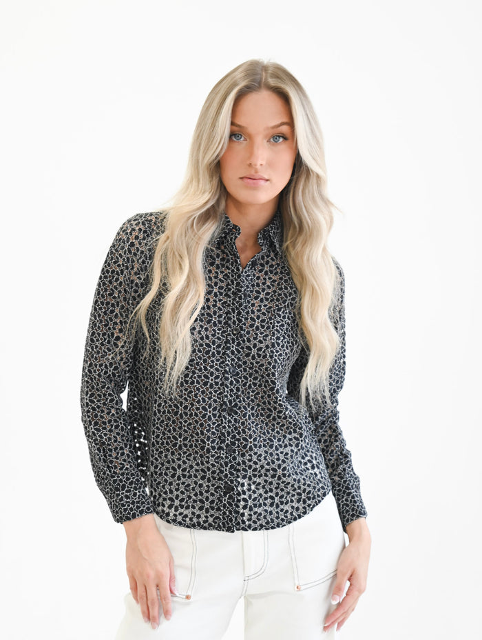 Girlfriend Shirt Black Lace