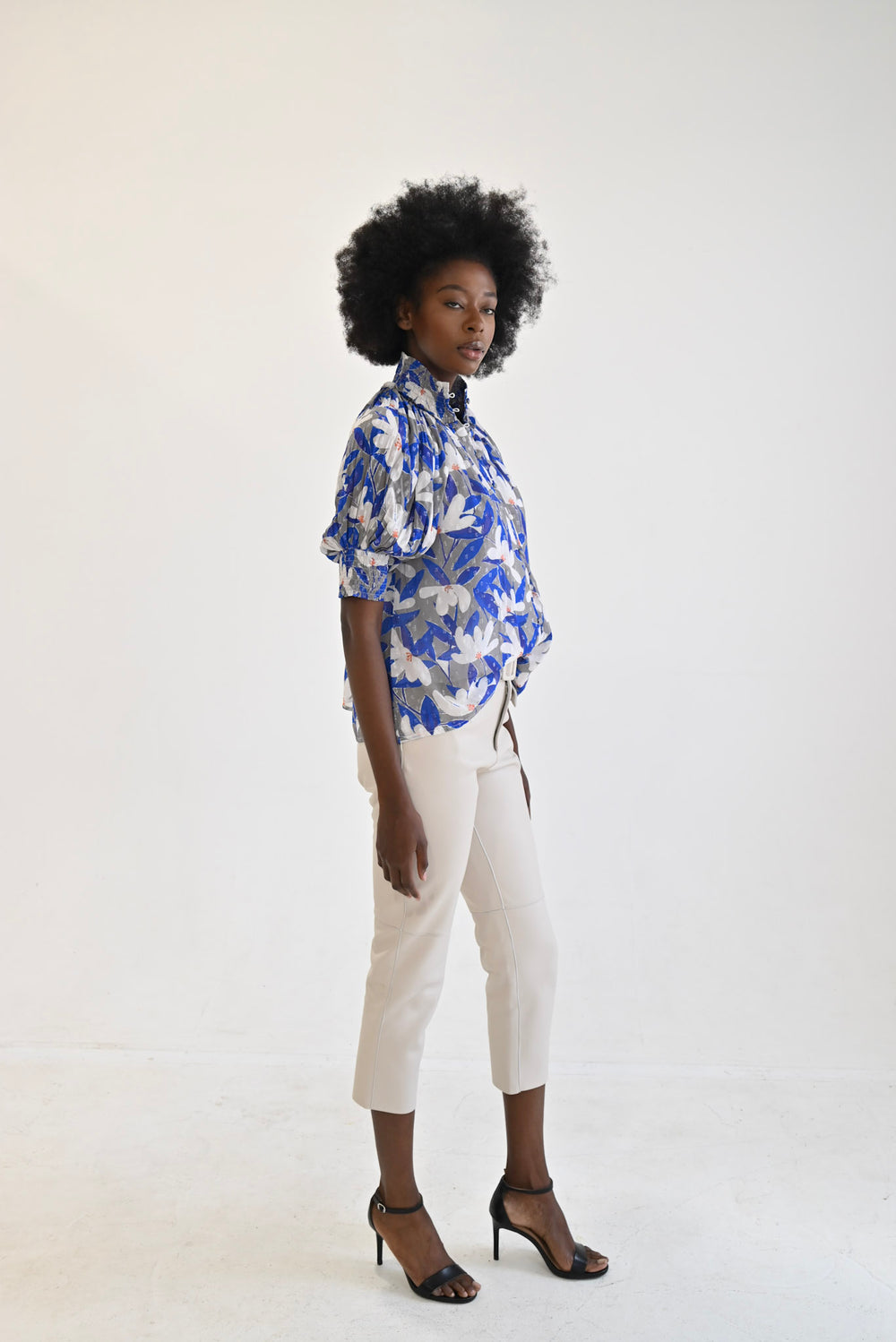 Gathered Button Down Top Paperwhites Print