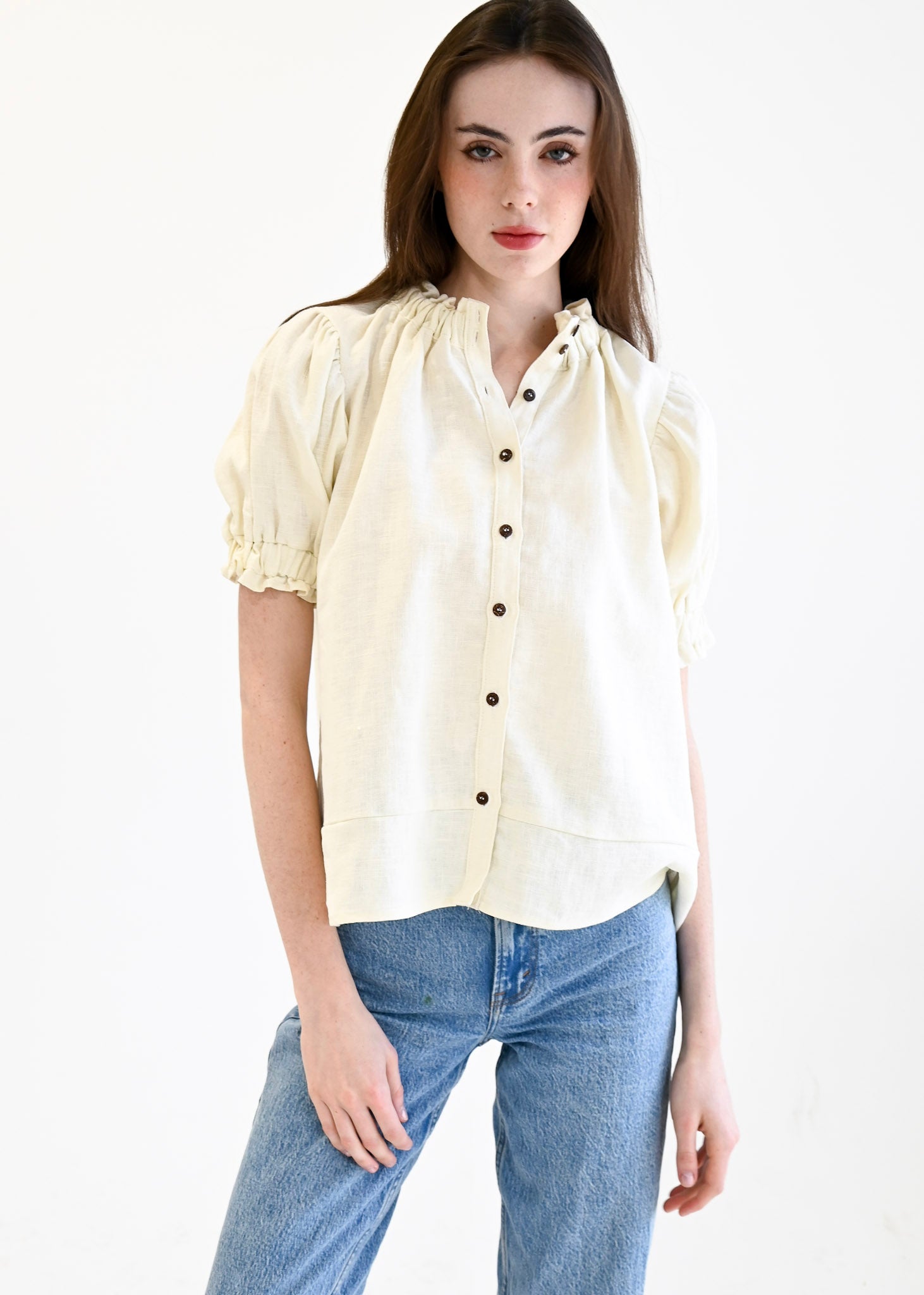 Elastic Collar Short Sleeve Top Ivory Linen