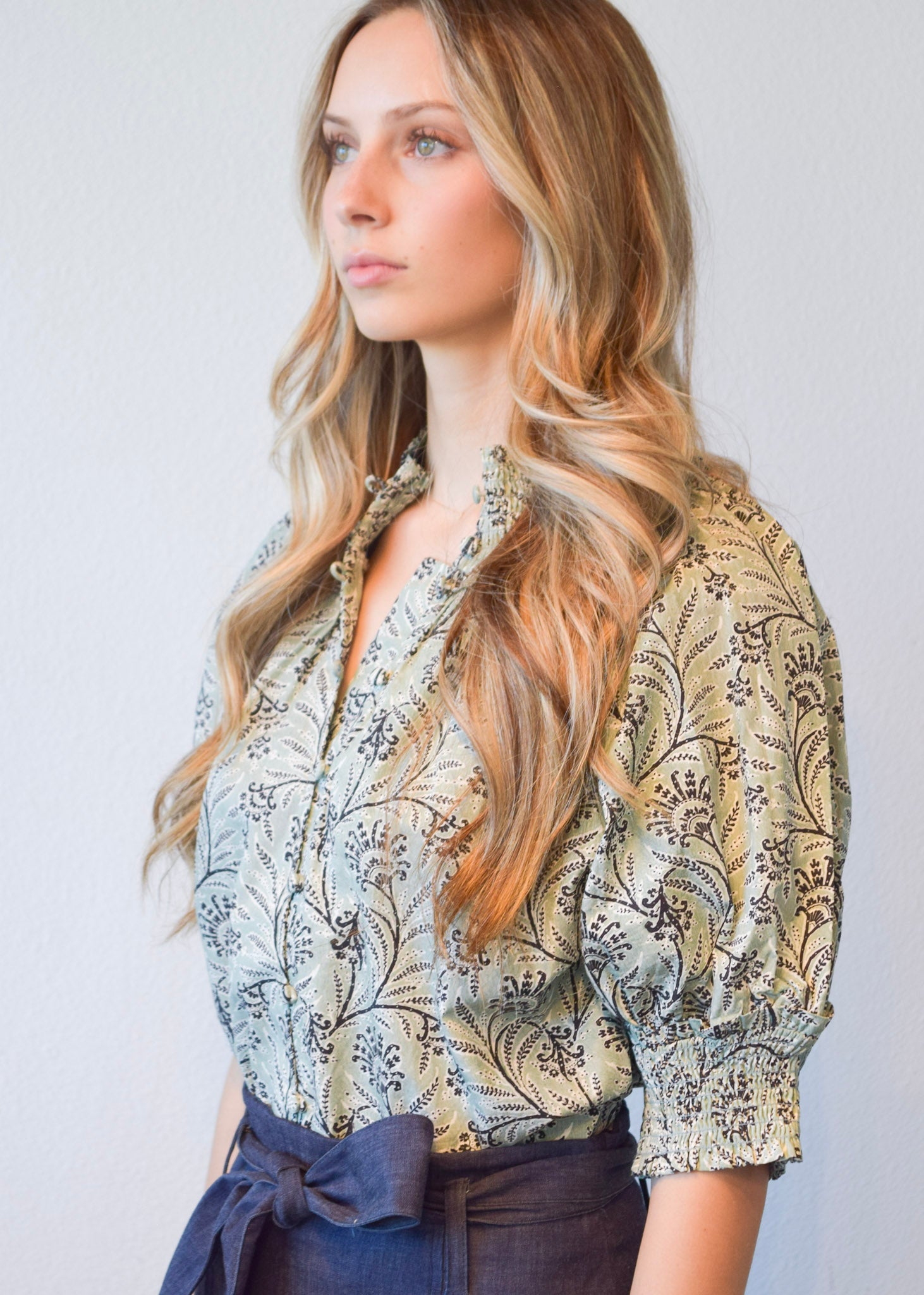 Never A Wallflower | Gathered Button Down Top Blue Floral