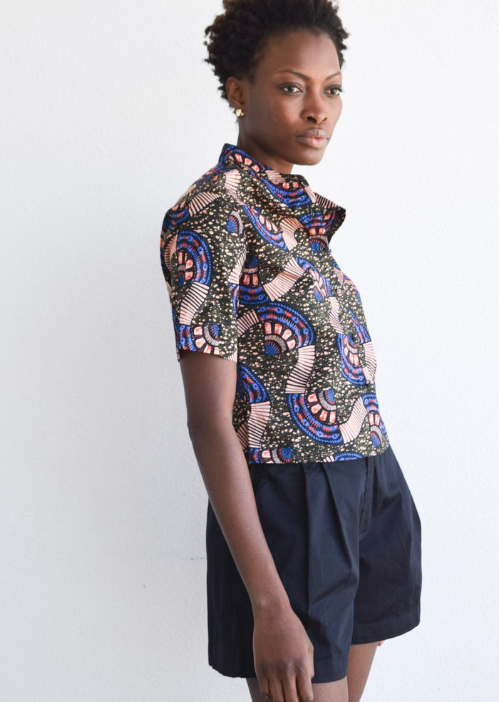 Kelli Short Sleeve Top Olive Wax Print