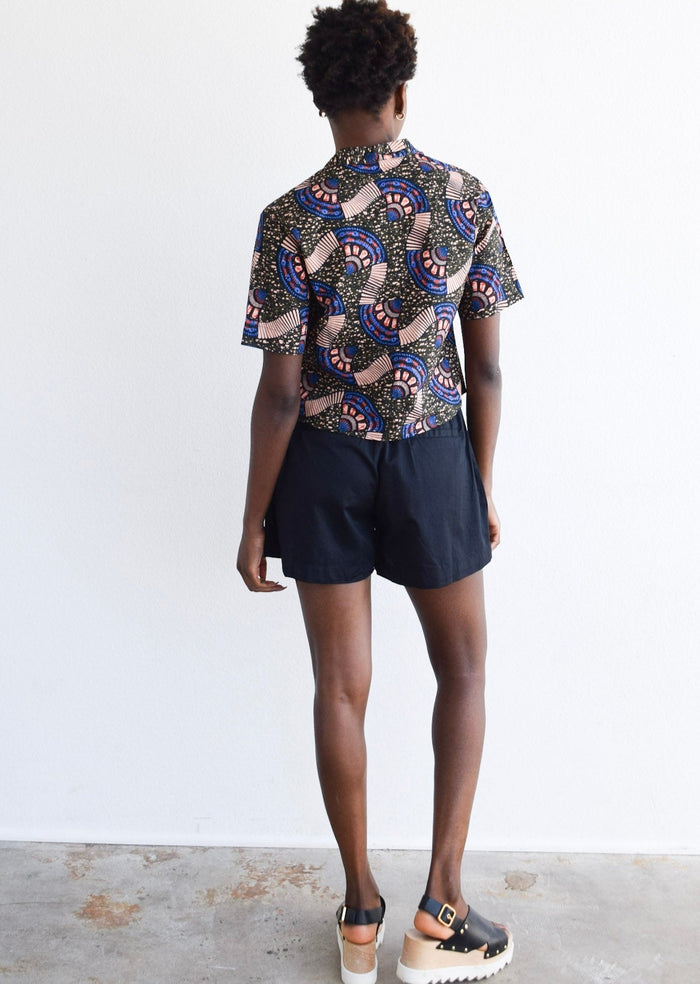 Kelli Short Sleeve Top Olive Wax Print