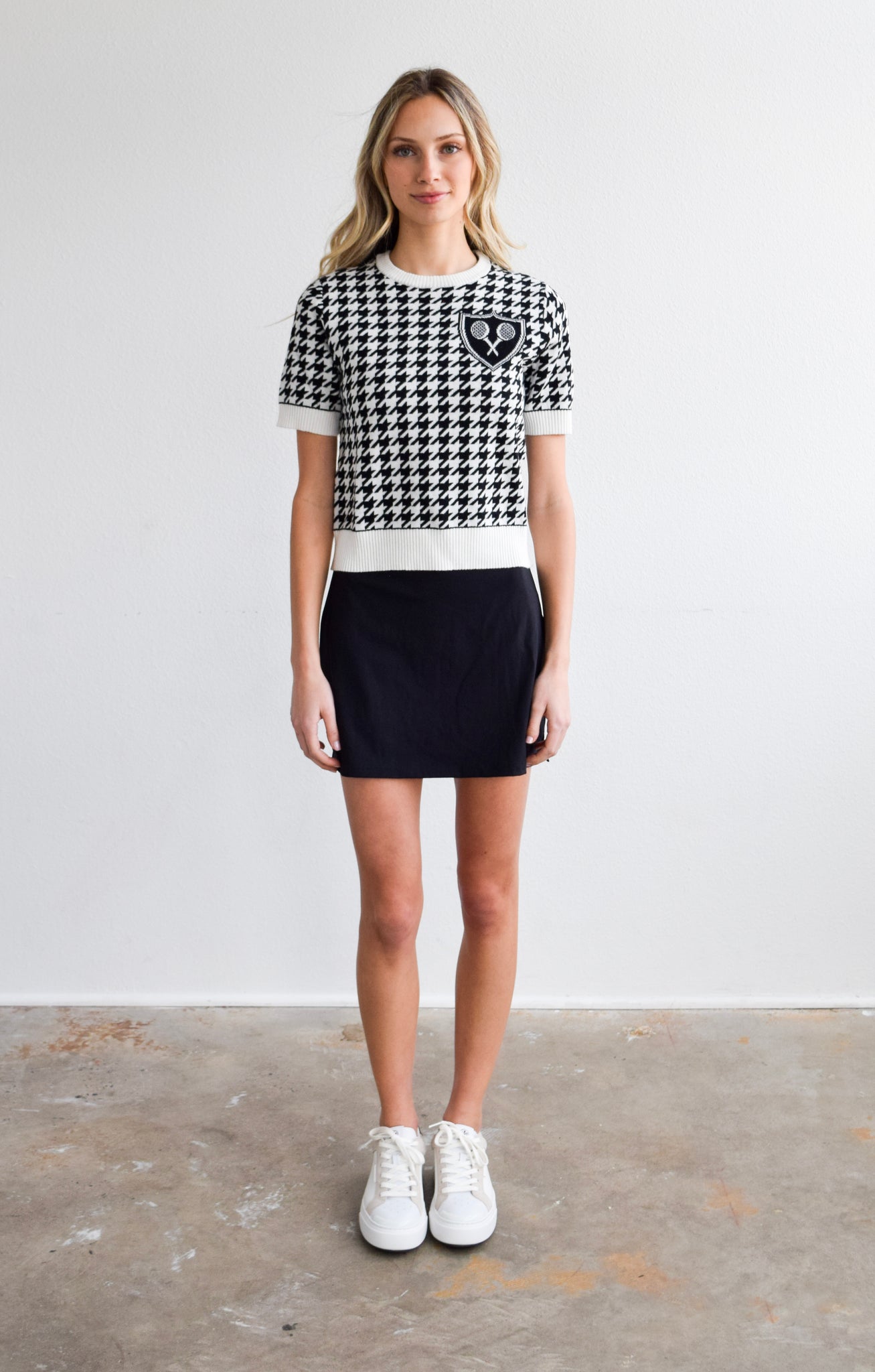 Short Sleeve Crew Neck Sweater - Golf Houndstooth