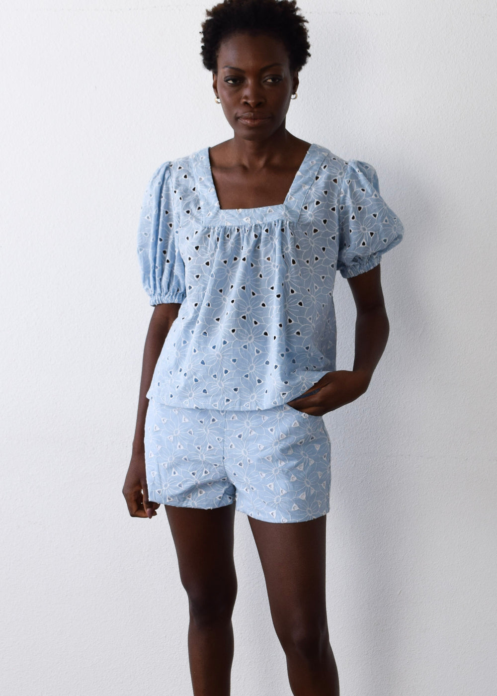 Amy Shorts Blue Eyelet