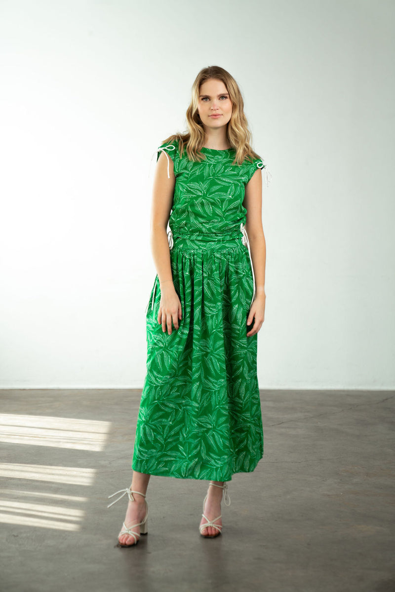 Cinch Waist Top Kelly Leaf