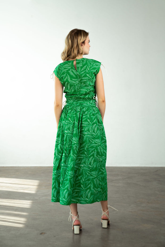 Cinch Waist Top Kelly Leaf