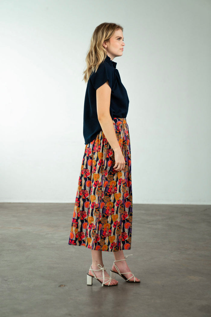 Vicki Short Sleeve Top Navy Seersucker