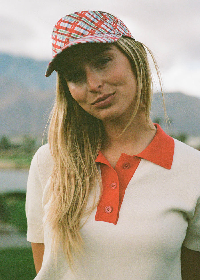 Visor Red Plaid