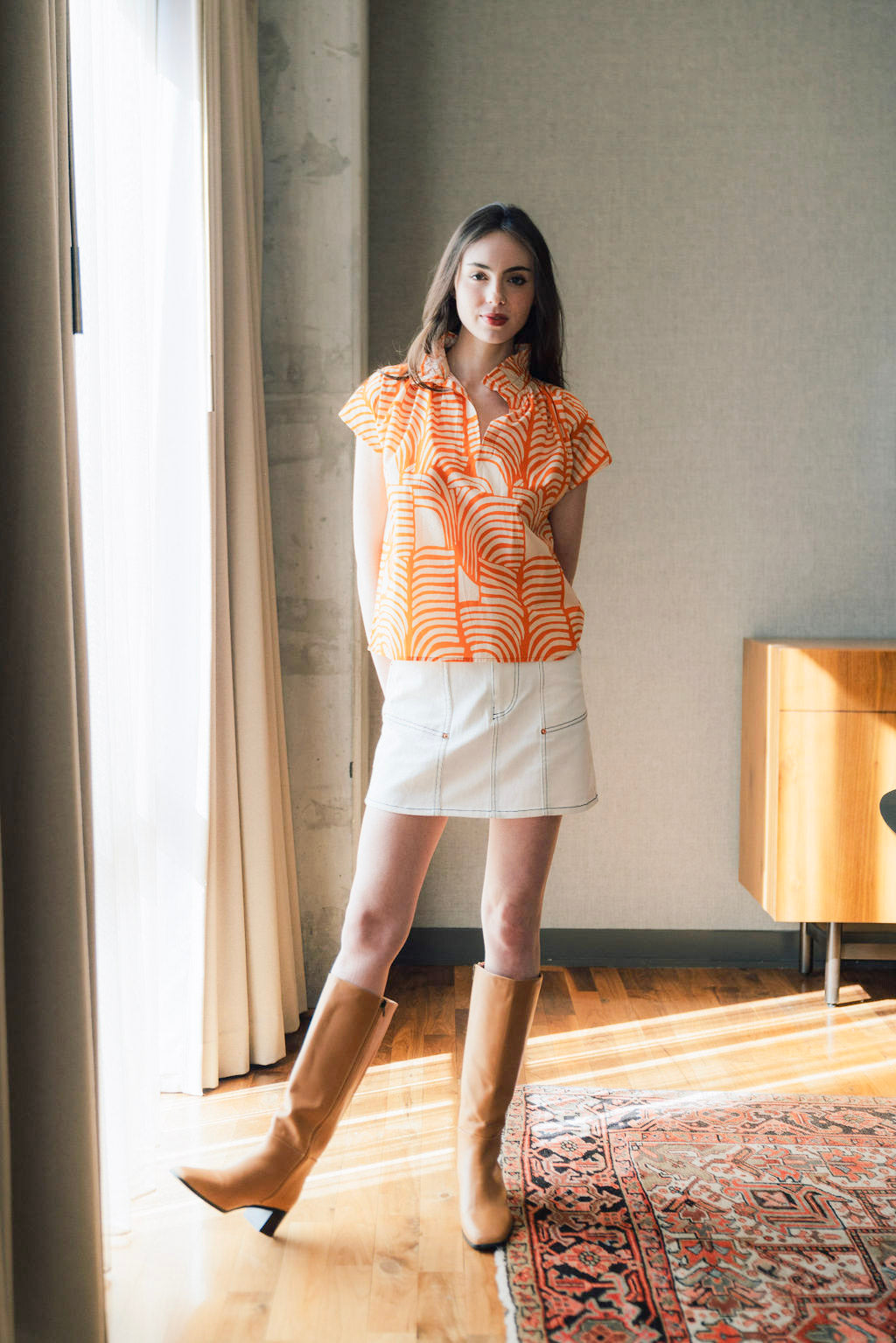 Vicki Short Sleeve Abstract Lines