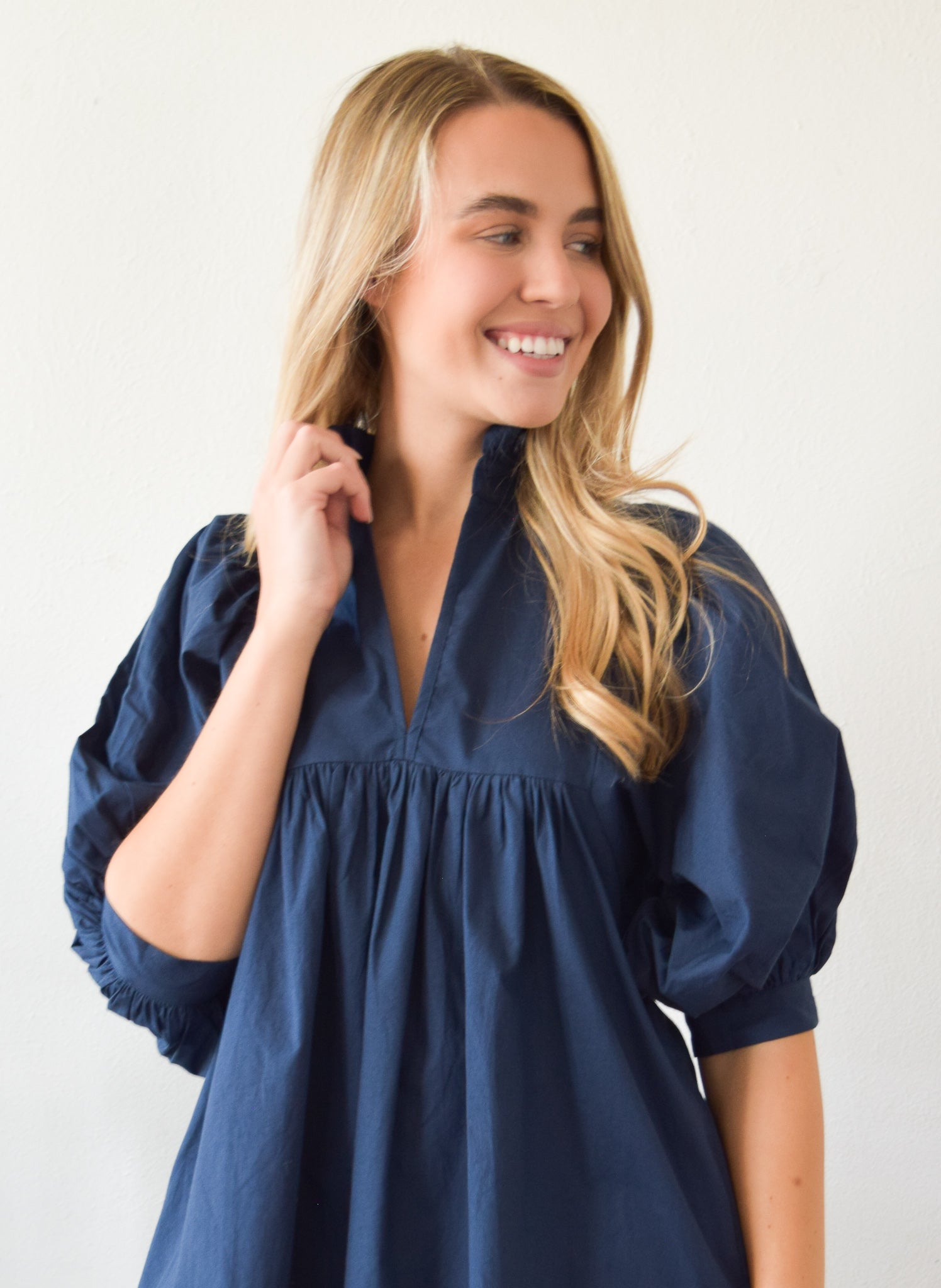 Never A Wallflower | High Neck Top in Navy – NeverAWallflower