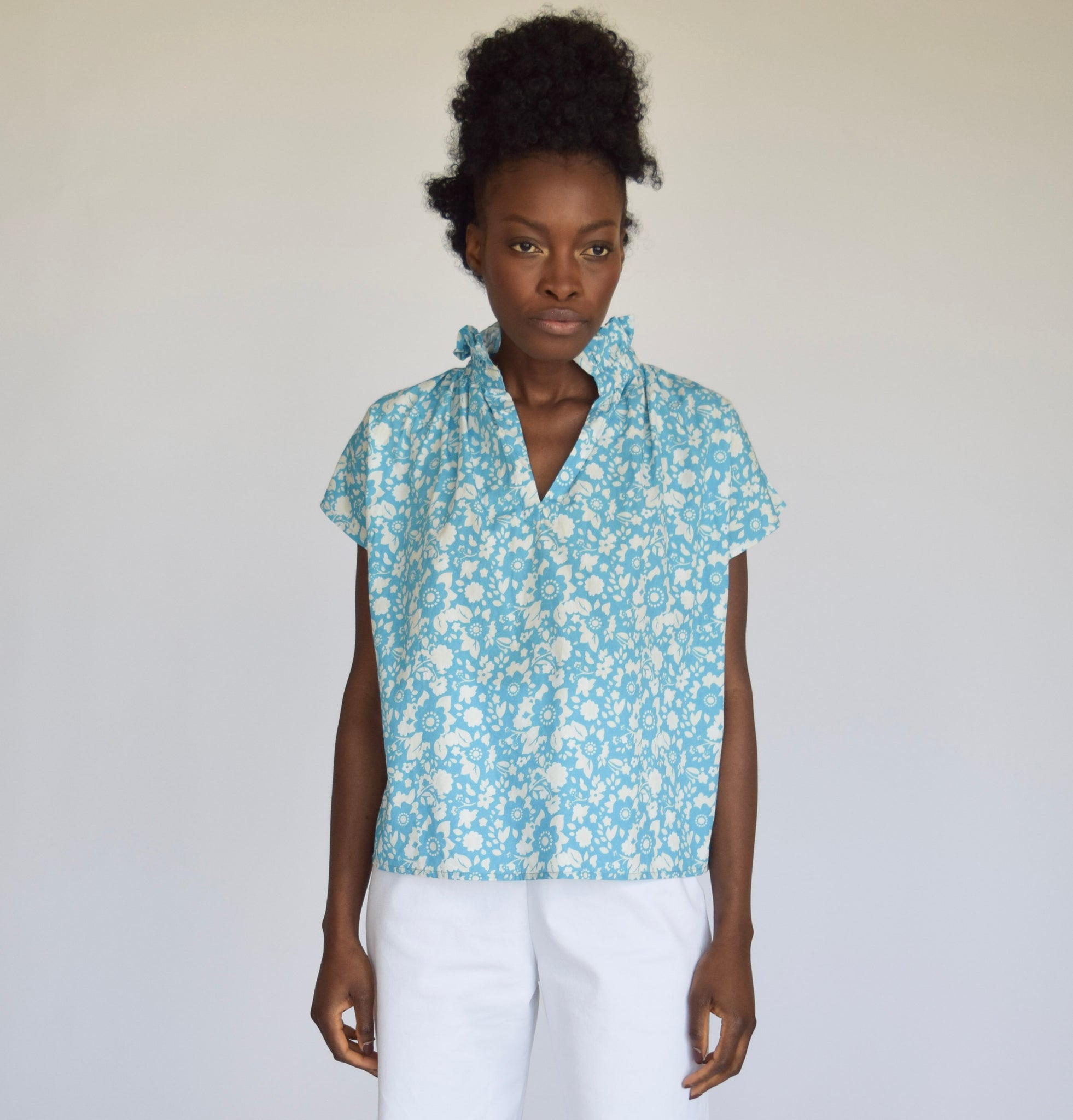 Vicki Short Sleeve Top Carolina Blue Floral