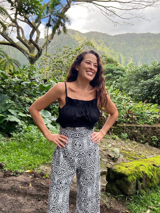 Black & White Hawaiian Matador Pants